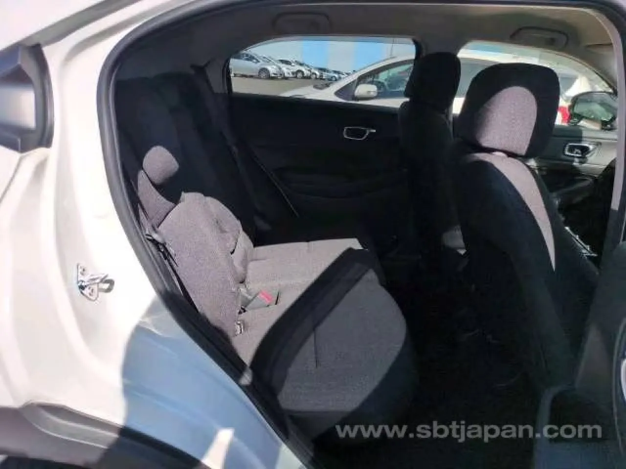 2025 Honda Vezel 1.5 i-VTEC Hybrid Automatic Kıbrıs | KKTC İkinci El Satılık Araba - Thumbnail 6