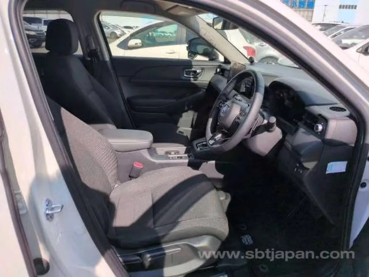 2025 Honda Vezel 1.5 i-VTEC Hybrid Automatic Kıbrıs | KKTC İkinci El Satılık Araba - Thumbnail 8