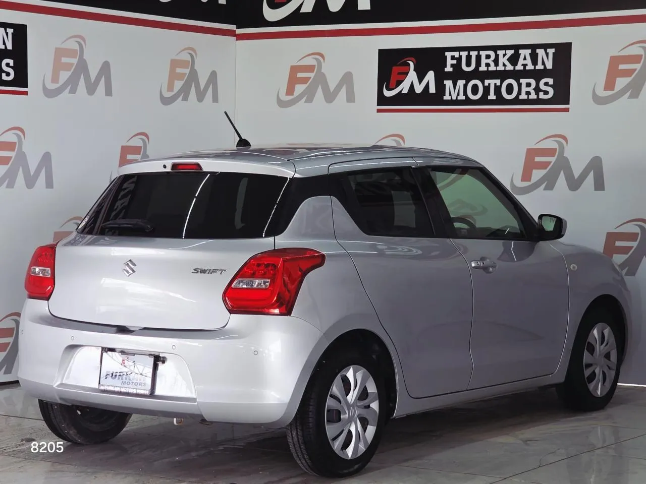 2021 Suzuki Swift 1.2 Kıbrıs | KKTC İkinci El Satılık Araba - Thumbnail 7