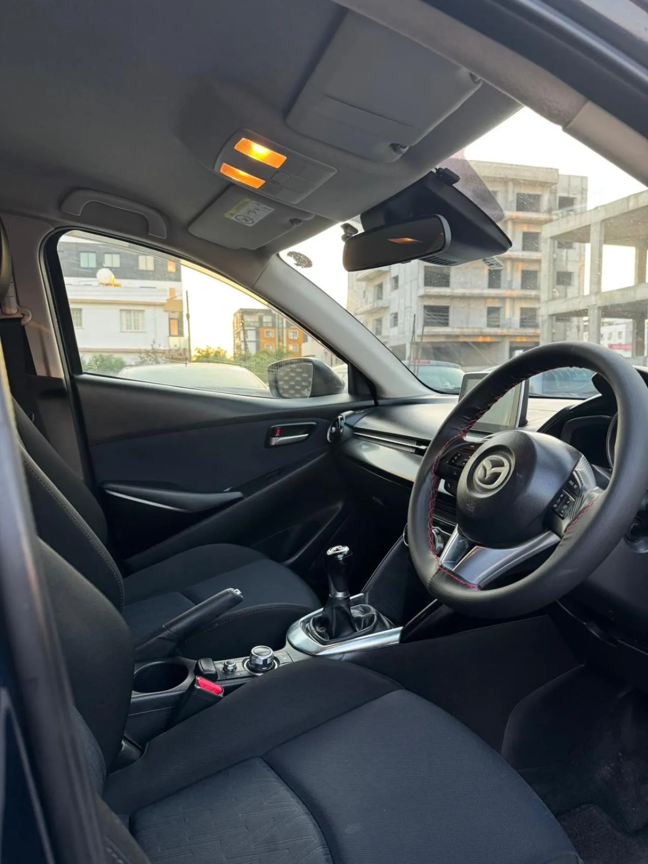 2016 Mazda Demio 1.5 Kıbrıs | KKTC İkinci El Satılık Araba - Thumbnail 8
