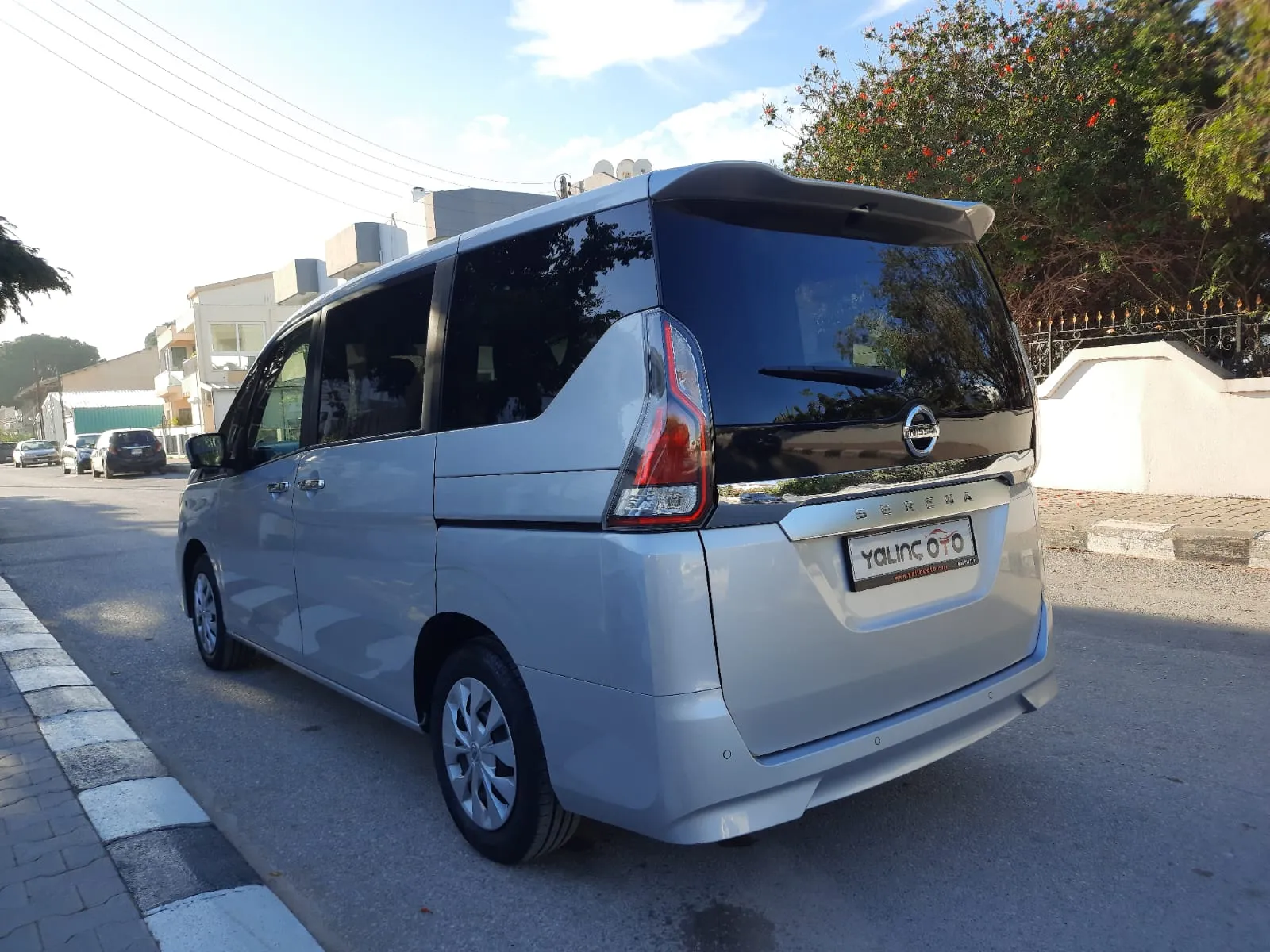 2019 Nissan Serena  Kıbrıs | KKTC İkinci El Satılık Araba - Thumbnail 7