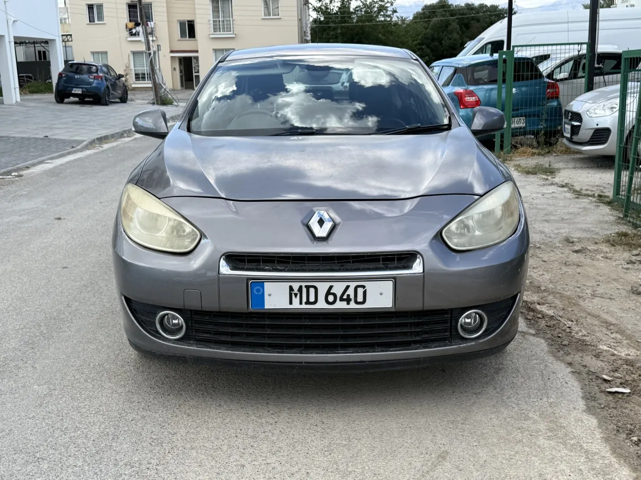 2013 Renault Fluence 1.6 Kıbrıs | KKTC İkinci El Satılık Araba - Thumbnail 2