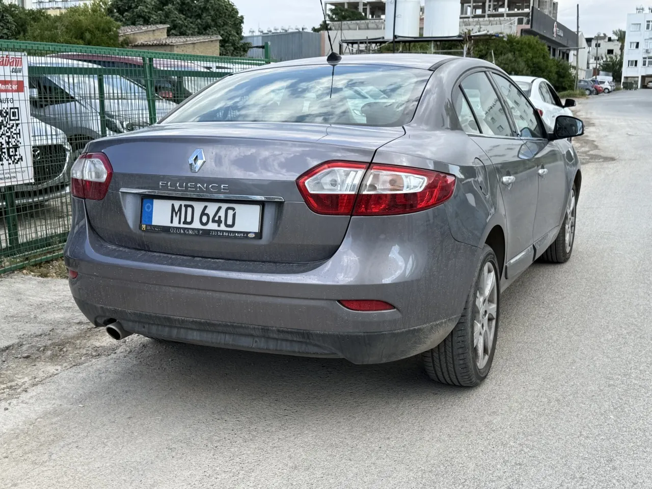 2013 Renault Fluence 1.6 Kıbrıs | KKTC İkinci El Satılık Araba - Thumbnail 5