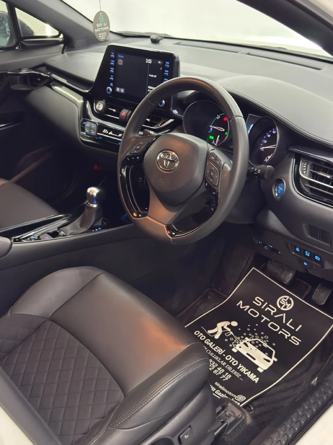 2022 Toyota C-HR 1.8 Hybrid Kıbrıs | KKTC İkinci El Satılık Araba - Thumbnail 3
