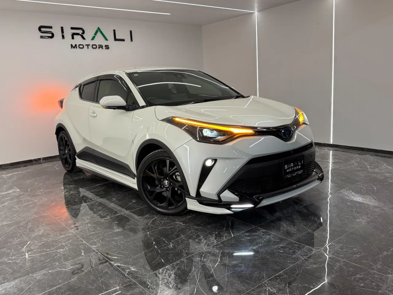 2022 Toyota C-HR 1.8 Hybrid Kıbrıs | KKTC İkinci El Satılık Araba - Thumbnail 8