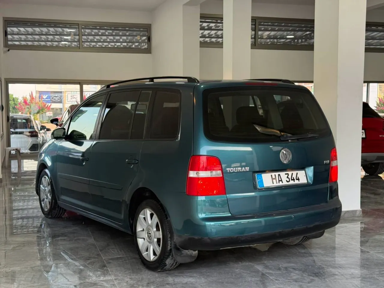 2004 Volkswagen Touran 1.6 FSI Kıbrıs | KKTC İkinci El Satılık Araba - Thumbnail 6