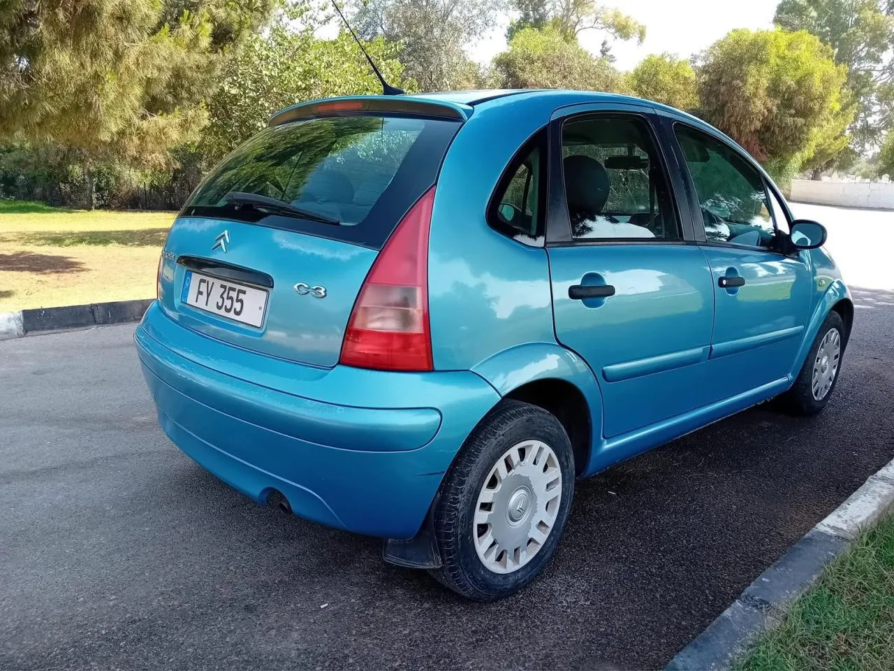 2004 Citroen C3 1.4 Kıbrıs | KKTC İkinci El Satılık Araba - Thumbnail 3