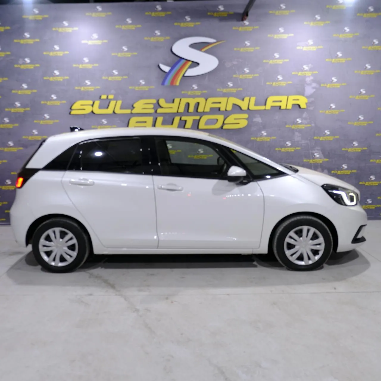 2023 Honda Fit 1.3 Automatic Kıbrıs | KKTC İkinci El Satılık Araba - Thumbnail 3