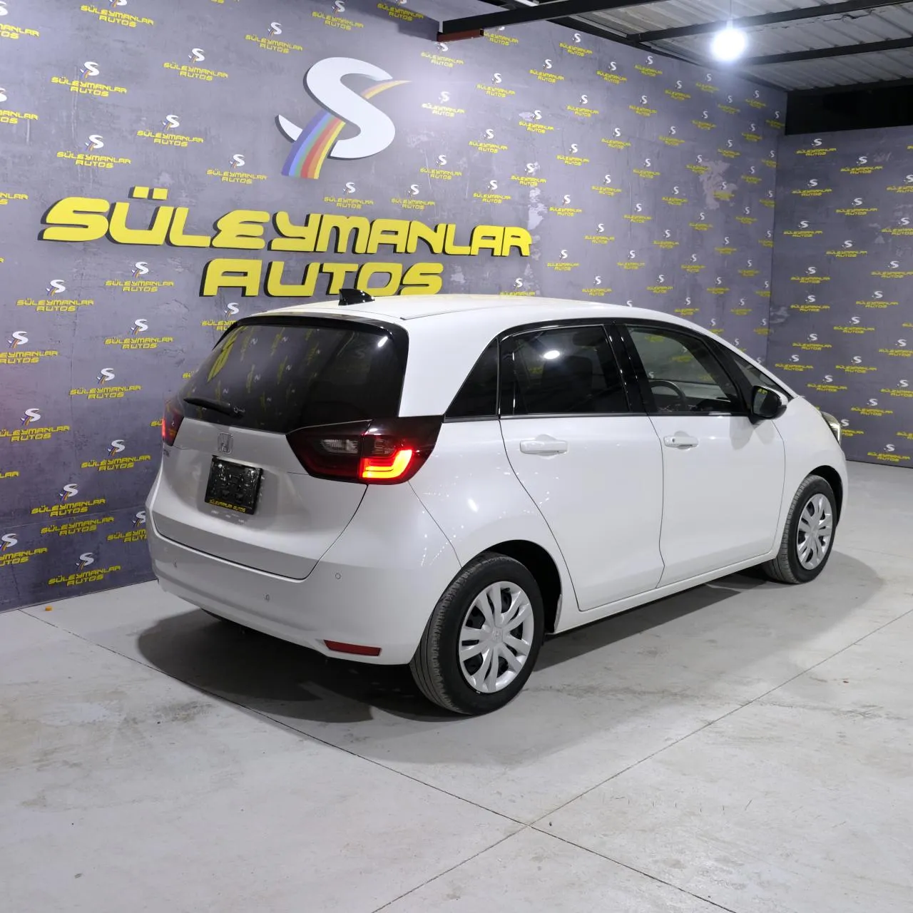 2023 Honda Fit 1.3 Automatic Kıbrıs | KKTC İkinci El Satılık Araba - Thumbnail 4