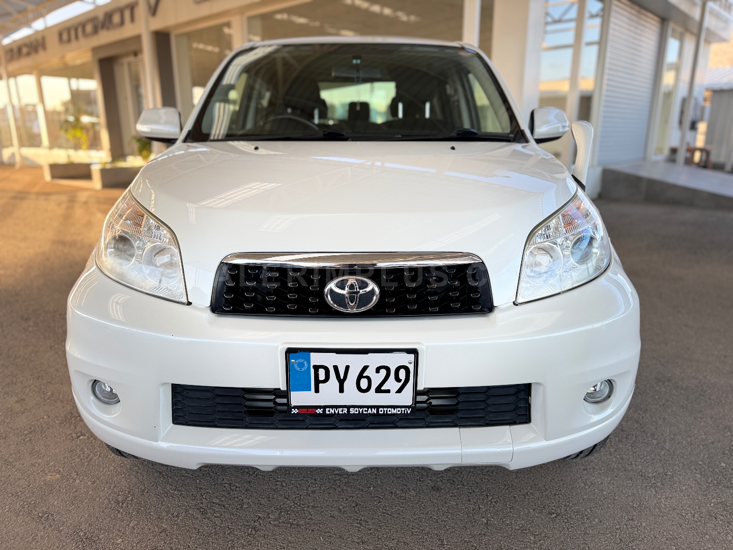 2015 Toyota Rush 1.5 Kıbrıs | KKTC İkinci El Satılık Araba - Thumbnail 3