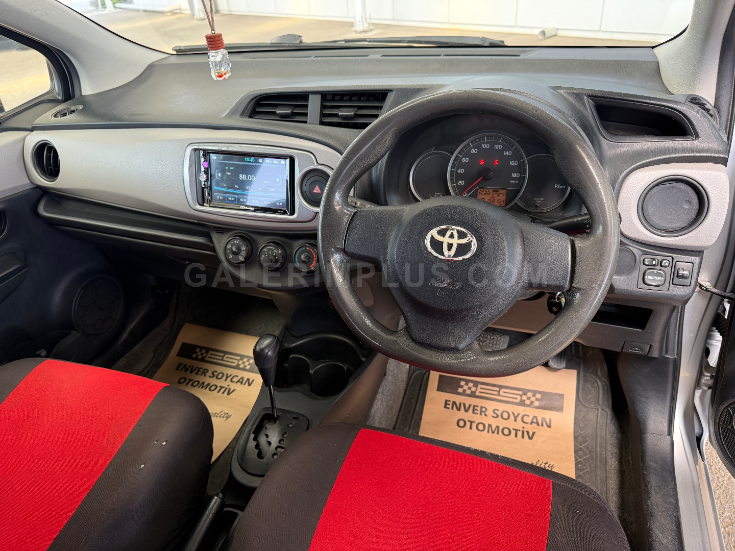 2012 Toyota Vitz 1.3 Kıbrıs | KKTC İkinci El Satılık Araba - Thumbnail 5