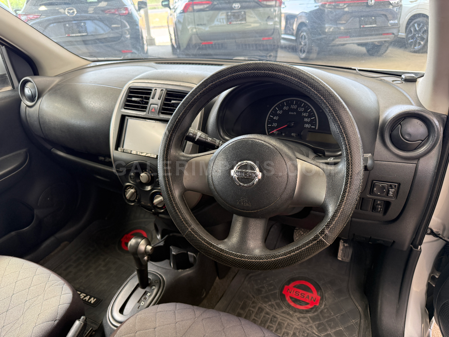 2014 Nissan March 1.2 Kıbrıs | KKTC İkinci El Satılık Araba - Thumbnail 5