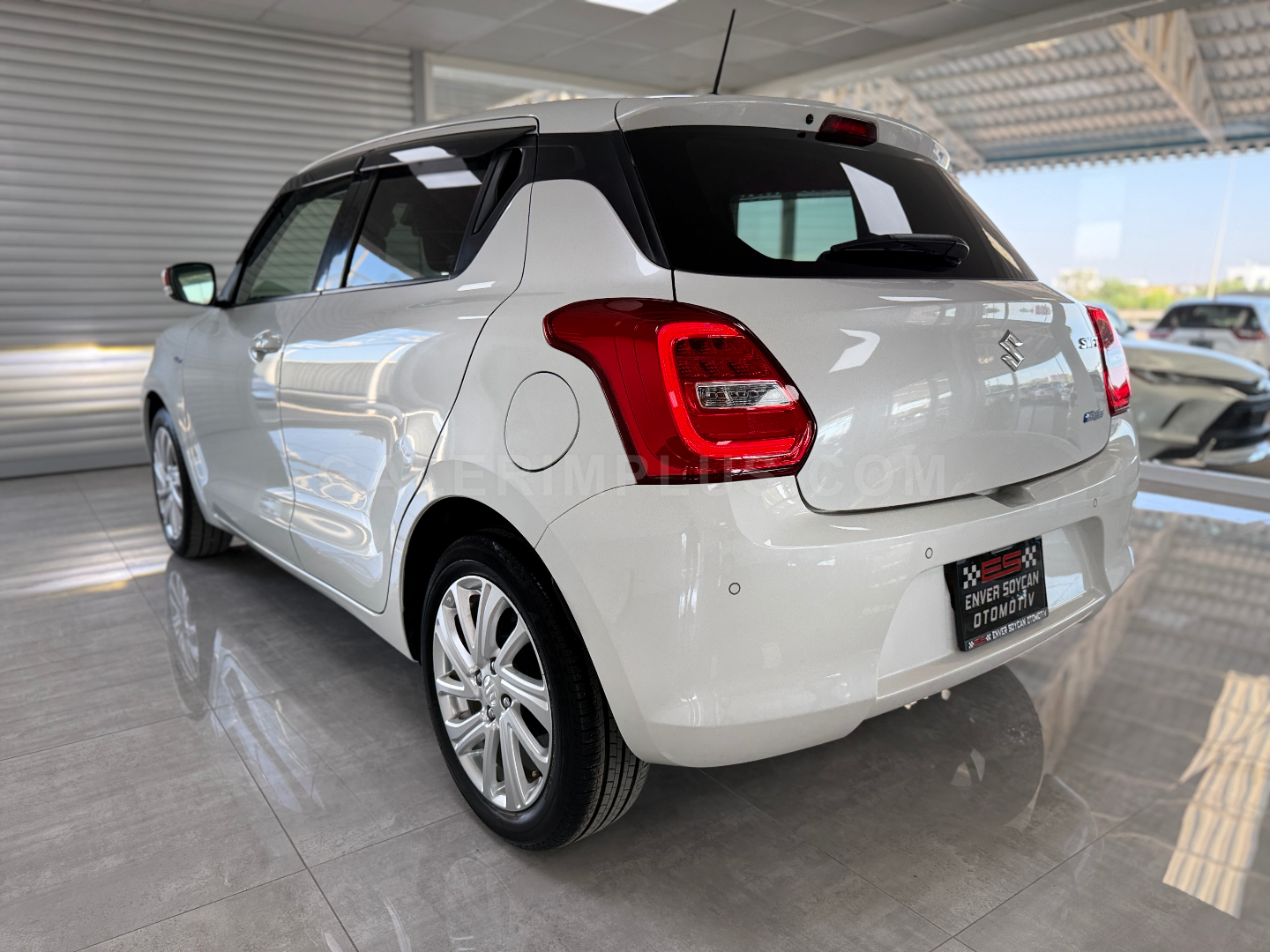 2022 Suzuki Swift 1.2 Hybrid Kıbrıs | KKTC İkinci El Satılık Araba - Thumbnail 4