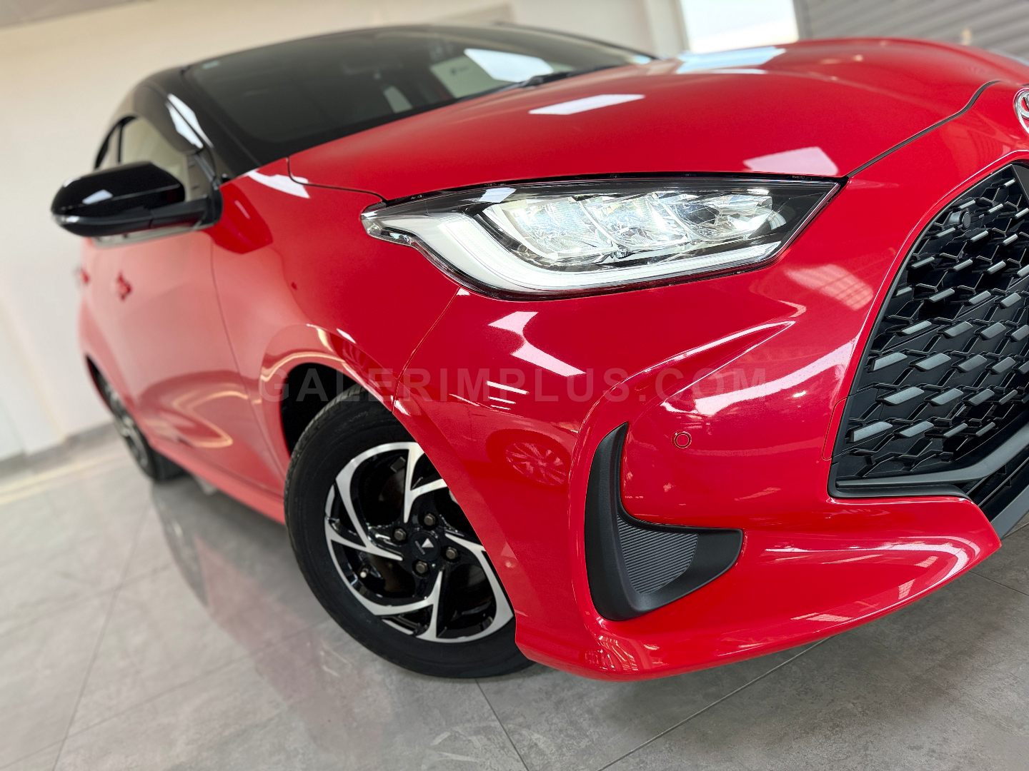 2024 Toyota Yaris 1.5 Kıbrıs | KKTC İkinci El Satılık Araba - Thumbnail 3
