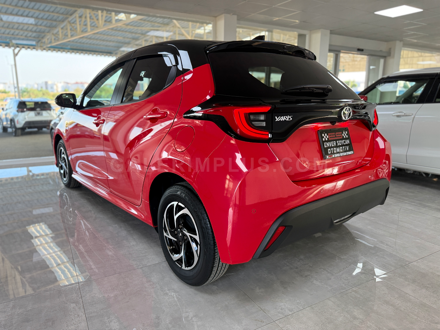2024 Toyota Yaris 1.5 Kıbrıs | KKTC İkinci El Satılık Araba - Thumbnail 5