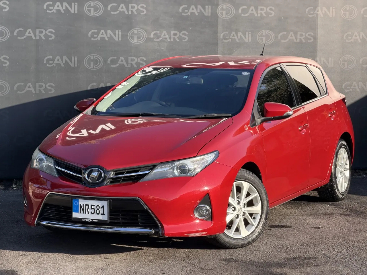 2013 Toyota Auris 1.5 S Kıbrıs | KKTC İkinci El Satılık Araba - Thumbnail 3
