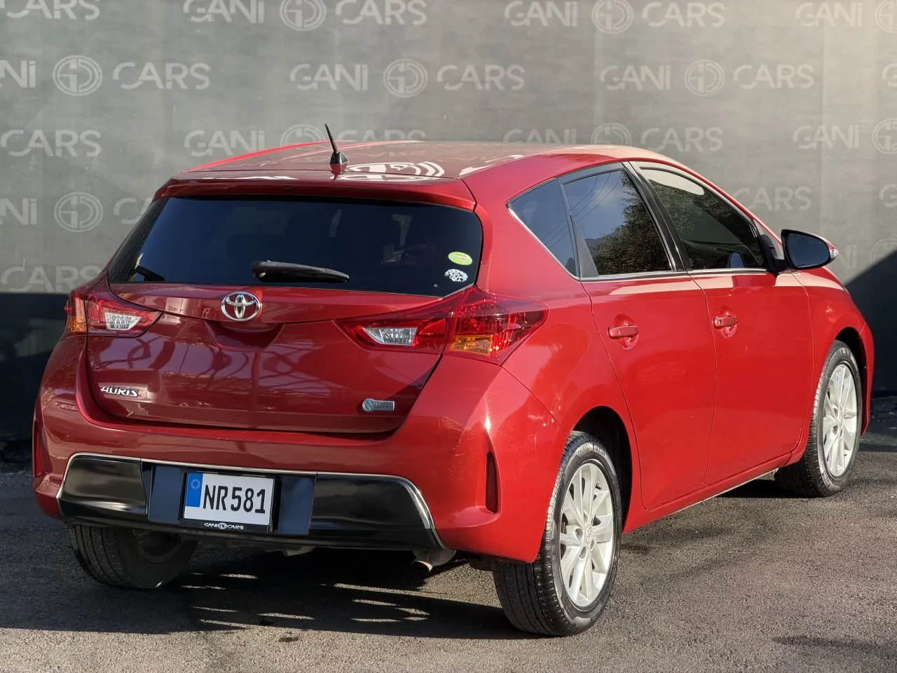 2013 Toyota Auris 1.5 S Kıbrıs | KKTC İkinci El Satılık Araba - Thumbnail 5