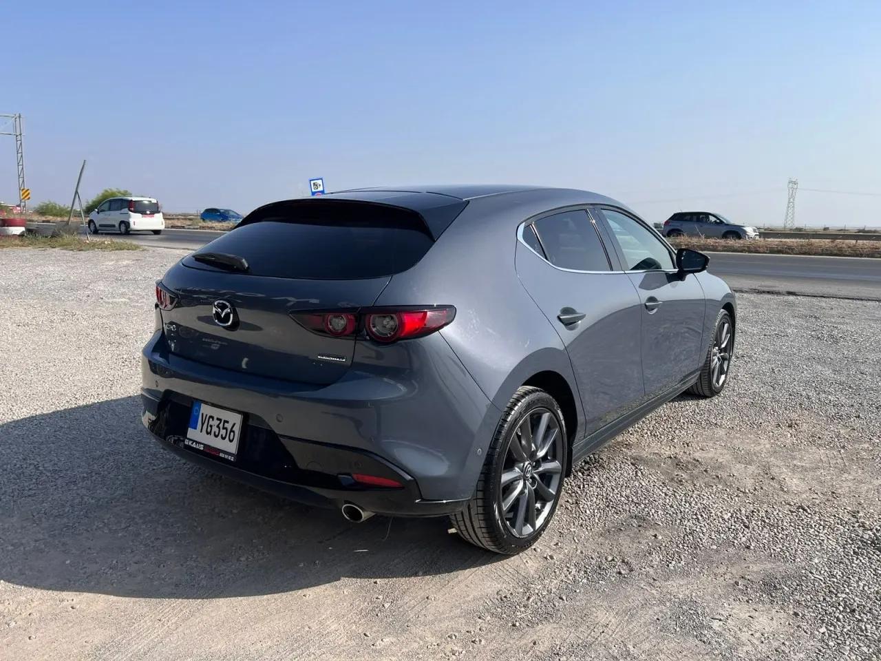 2020 Mazda 3 1.8 Kıbrıs | KKTC İkinci El Satılık Araba - Thumbnail 8