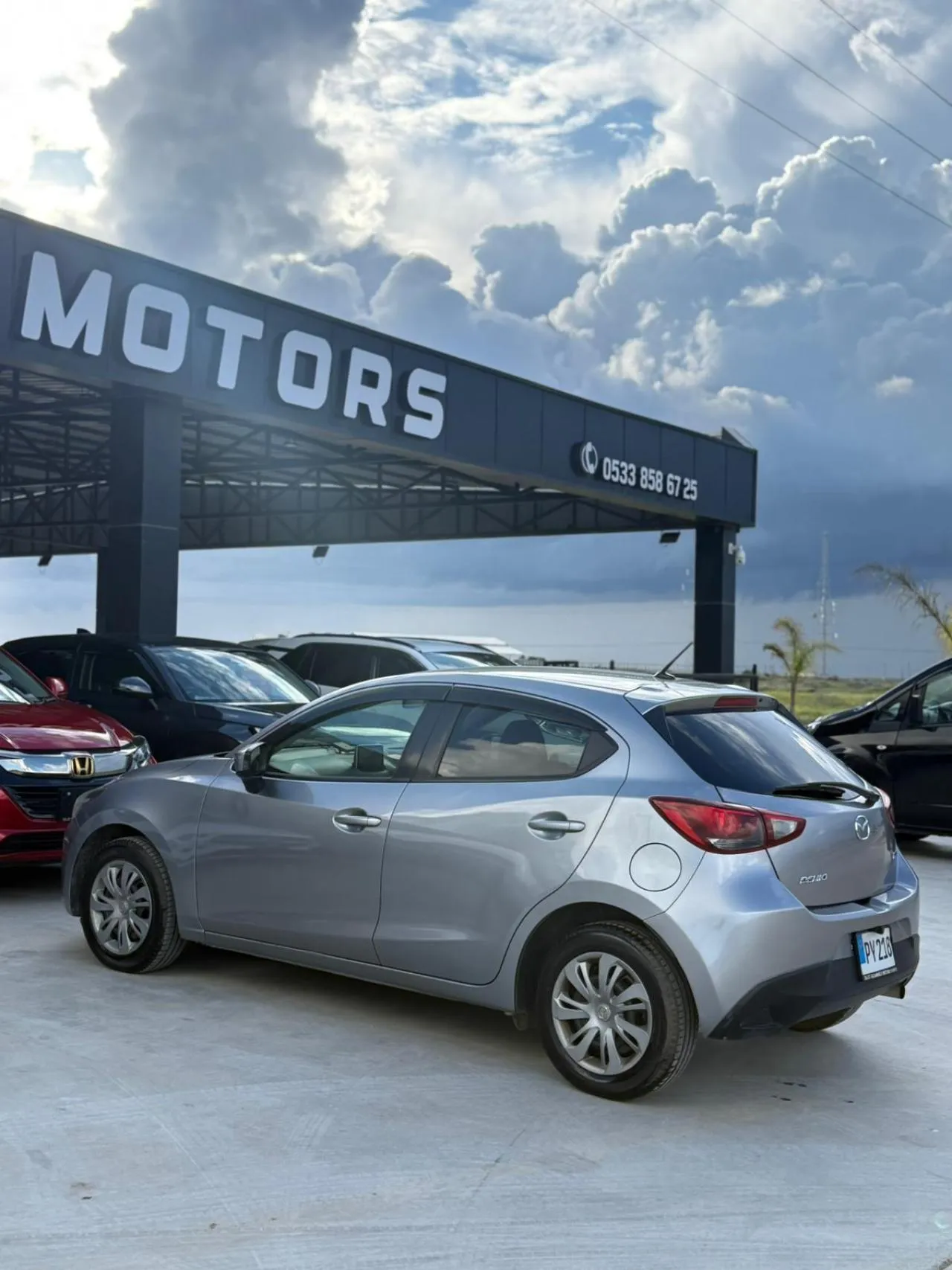 2016 Mazda Demio 1.3 16V Kıbrıs | KKTC İkinci El Satılık Araba - Thumbnail 3