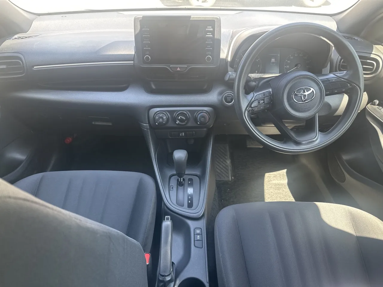 2022 Toyota Yaris 1.0 Kıbrıs | KKTC İkinci El Satılık Araba - Thumbnail 5