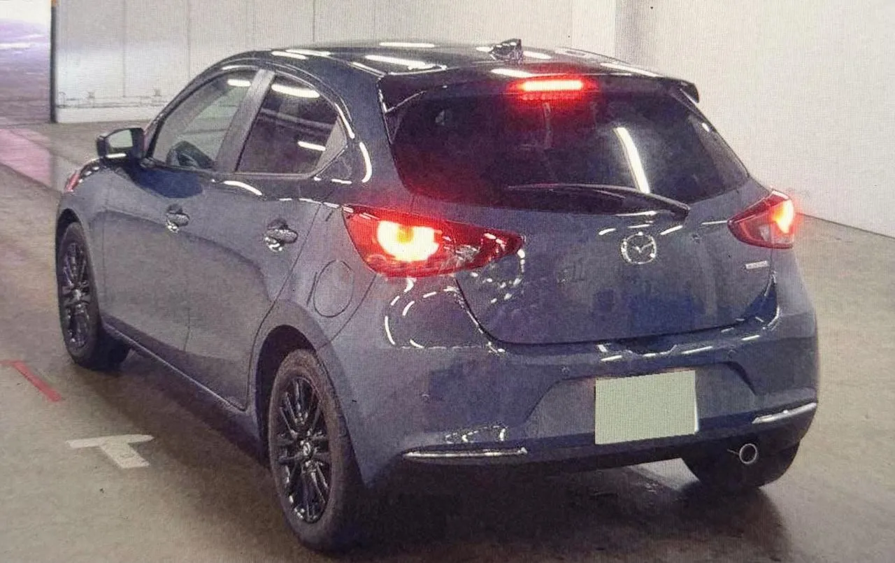 2022 Mazda 2 1.5 Kıbrıs | KKTC İkinci El Satılık Araba - Thumbnail 4