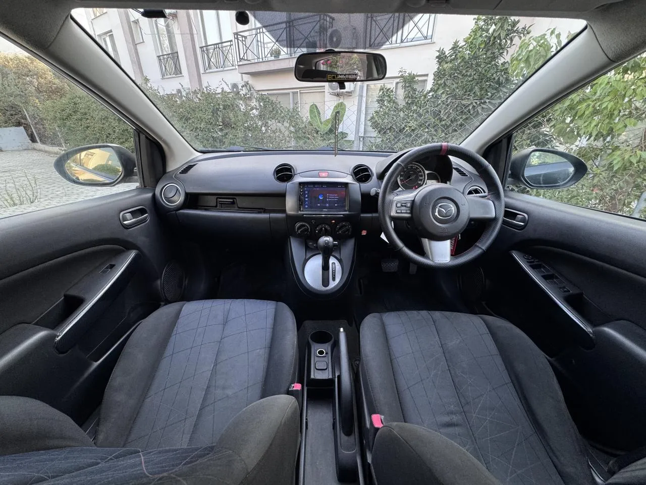 2013 Mazda Demio 1.3 16V Kıbrıs | KKTC İkinci El Satılık Araba - Thumbnail 7