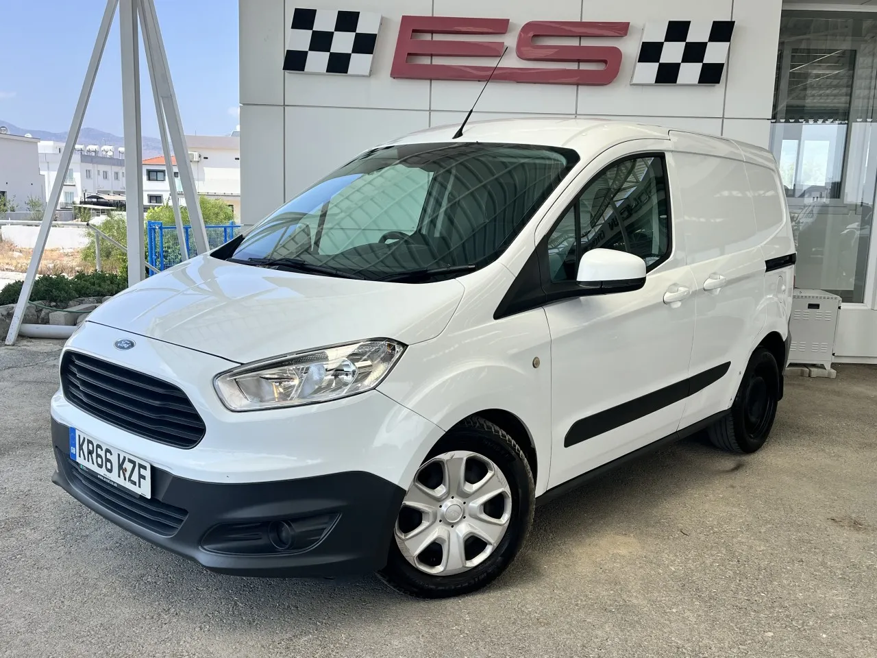 2017 Ford Transit Courier  Kıbrıs | KKTC İkinci El Satılık Araba - Thumbnail 3