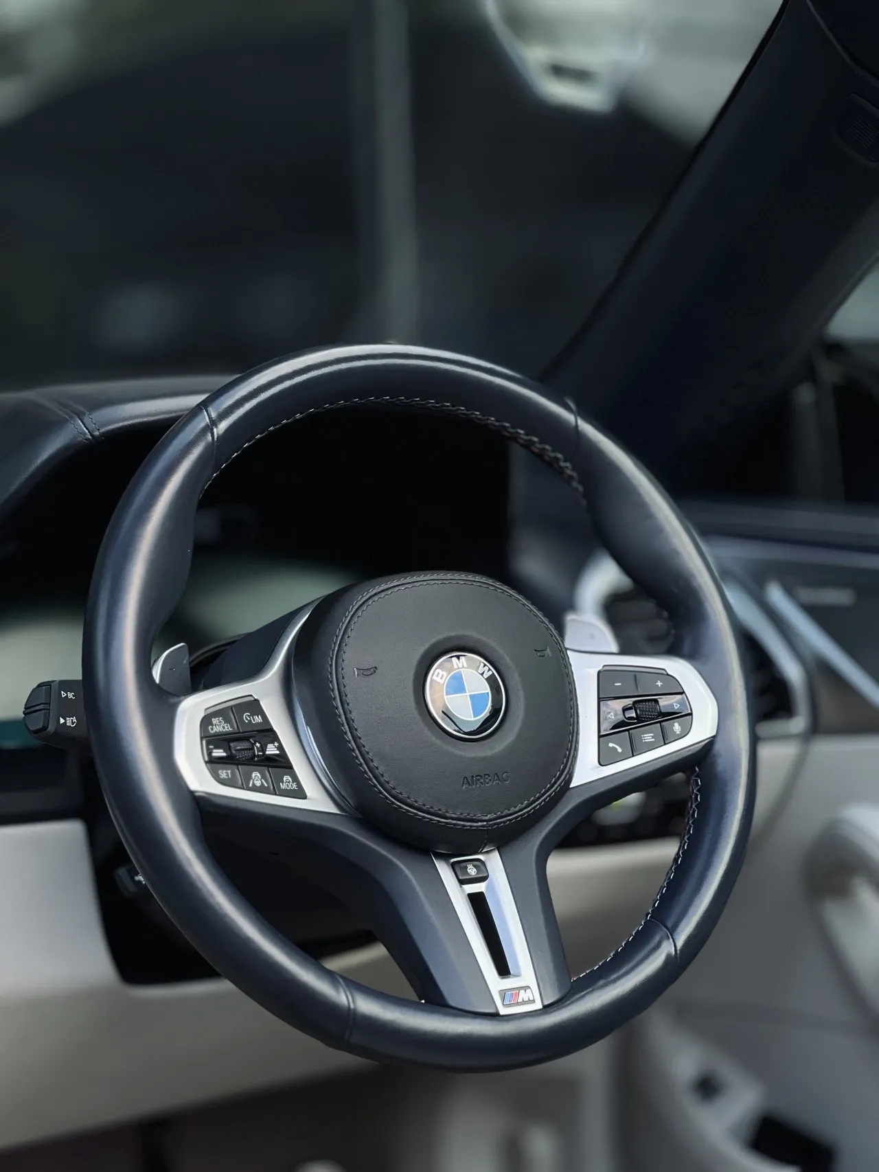 2022 BMW 8 Serisi 850i xDrive M Sport Kıbrıs | KKTC İkinci El Satılık Araba - Thumbnail 8