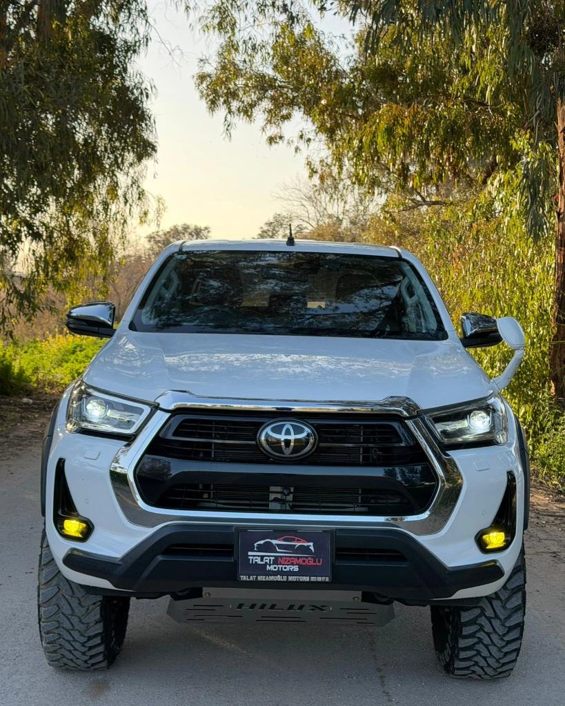 2022 Toyota Hilux 2.4 D Kıbrıs | KKTC İkinci El Satılık Araba - Thumbnail 2