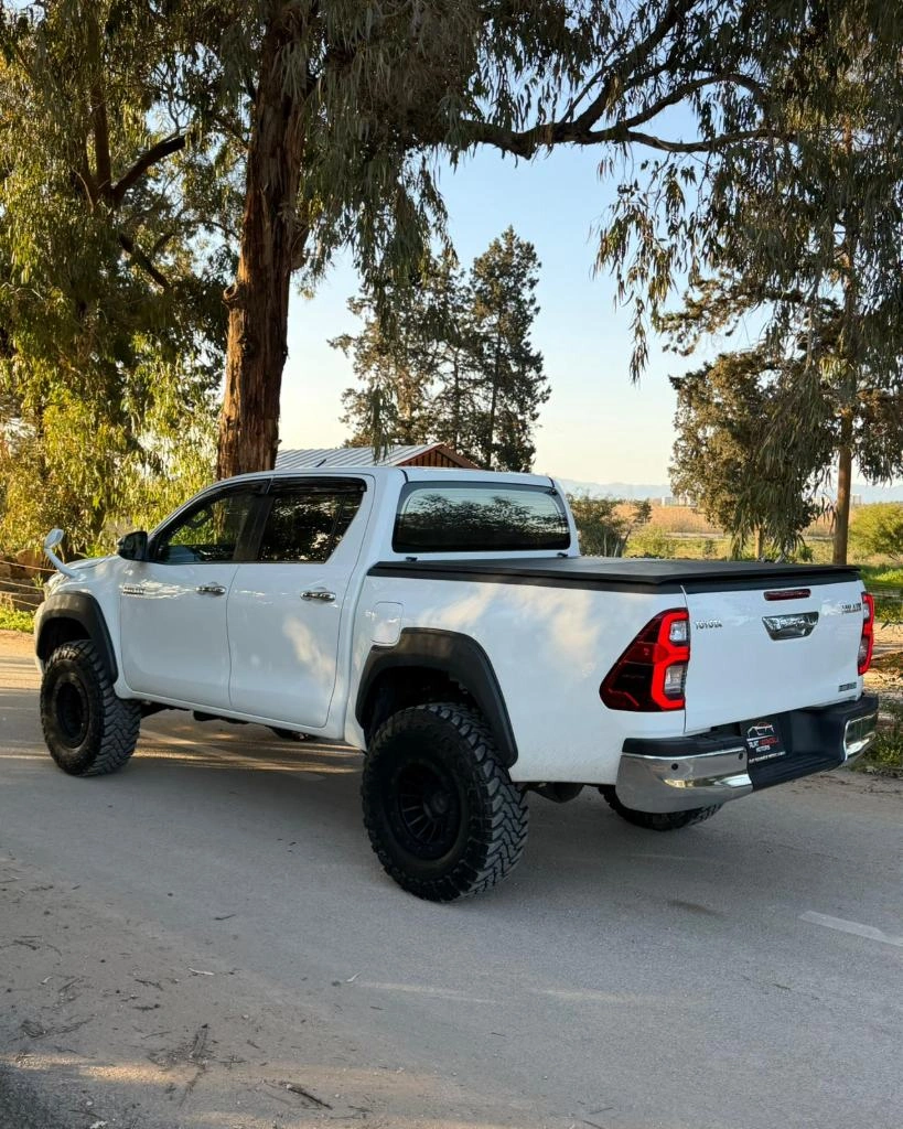 2022 Toyota Hilux 2.4 D Kıbrıs | KKTC İkinci El Satılık Araba - Thumbnail 5