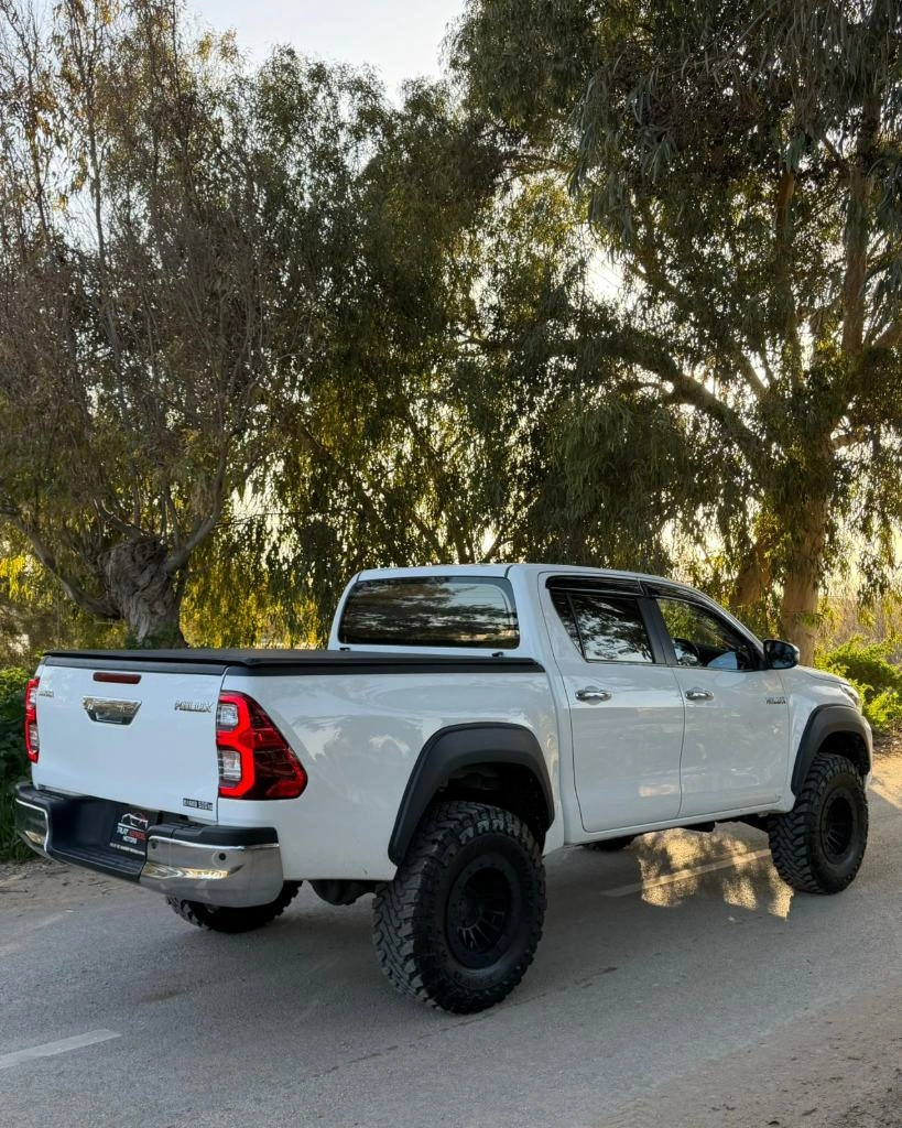 2022 Toyota Hilux 2.4 D Kıbrıs | KKTC İkinci El Satılık Araba - Thumbnail 6