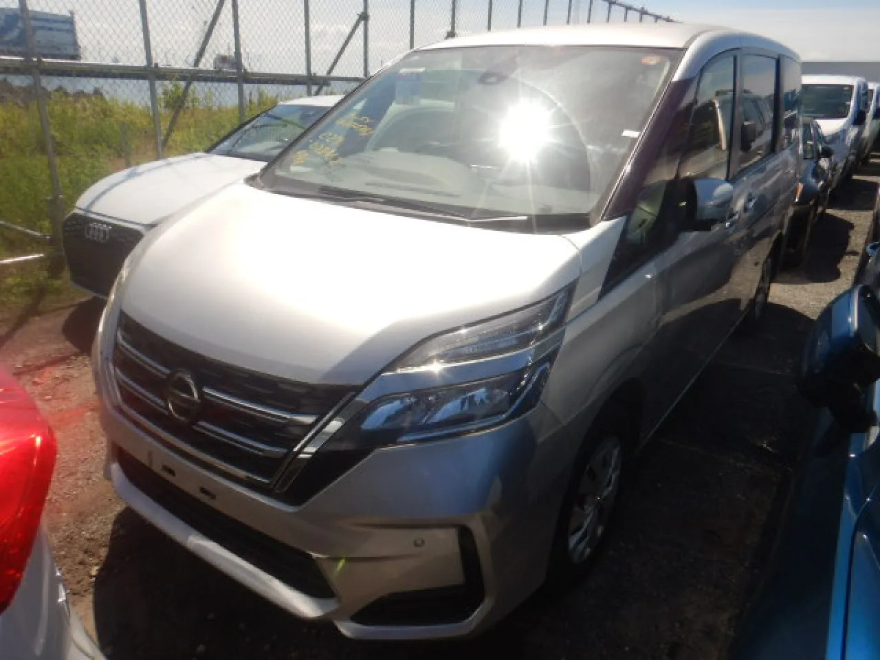 2022 Nissan Serena  Kıbrıs | KKTC İkinci El Satılık Araba - Thumbnail 3