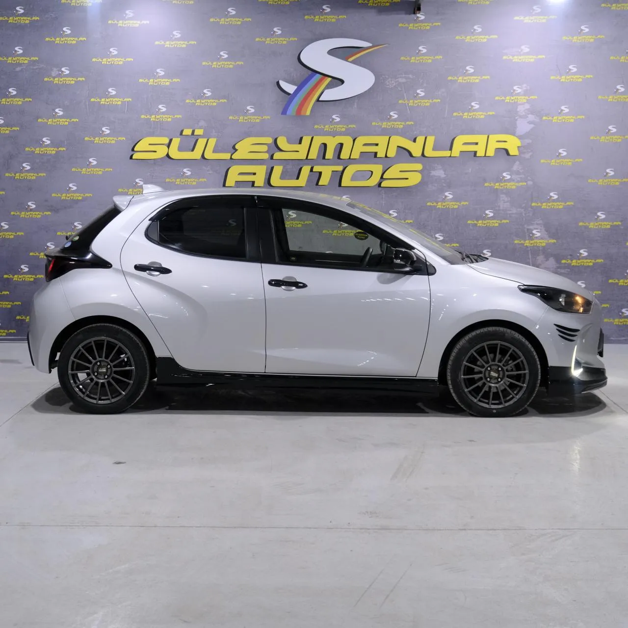 2021 Toyota Yaris 1.5 Hybrid Kıbrıs | KKTC İkinci El Satılık Araba - Thumbnail 3