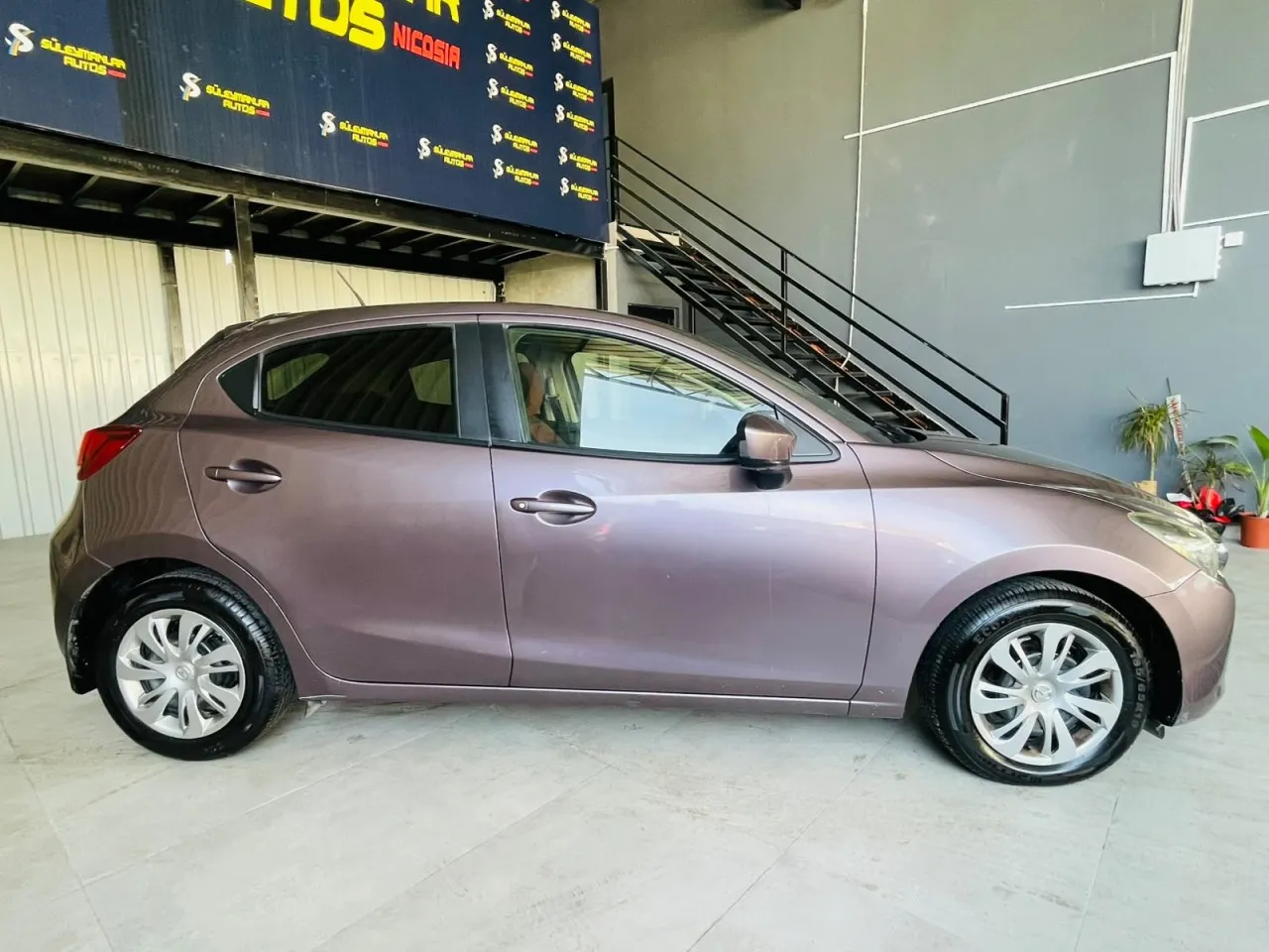 2016 Mazda Demio 1.3 16V Kıbrıs | KKTC İkinci El Satılık Araba - Thumbnail 2