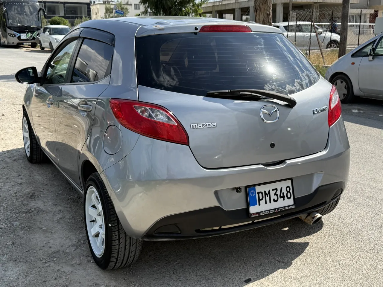 2014 Mazda Demio 1.3i Kıbrıs | KKTC İkinci El Satılık Araba - Thumbnail 5