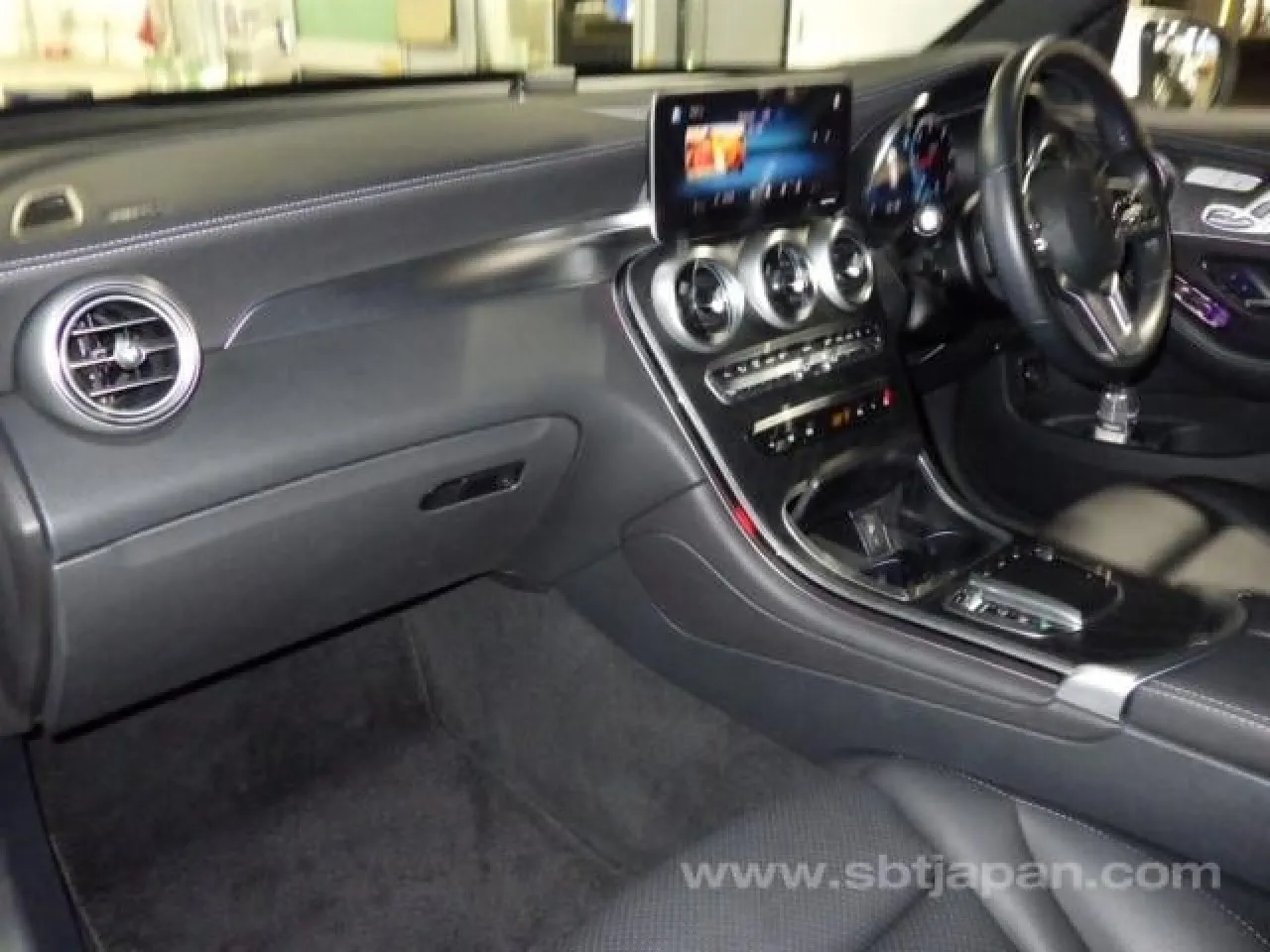 2022 Mercedes - Benz GLC 220 Kıbrıs | KKTC İkinci El Satılık Araba - Thumbnail 4
