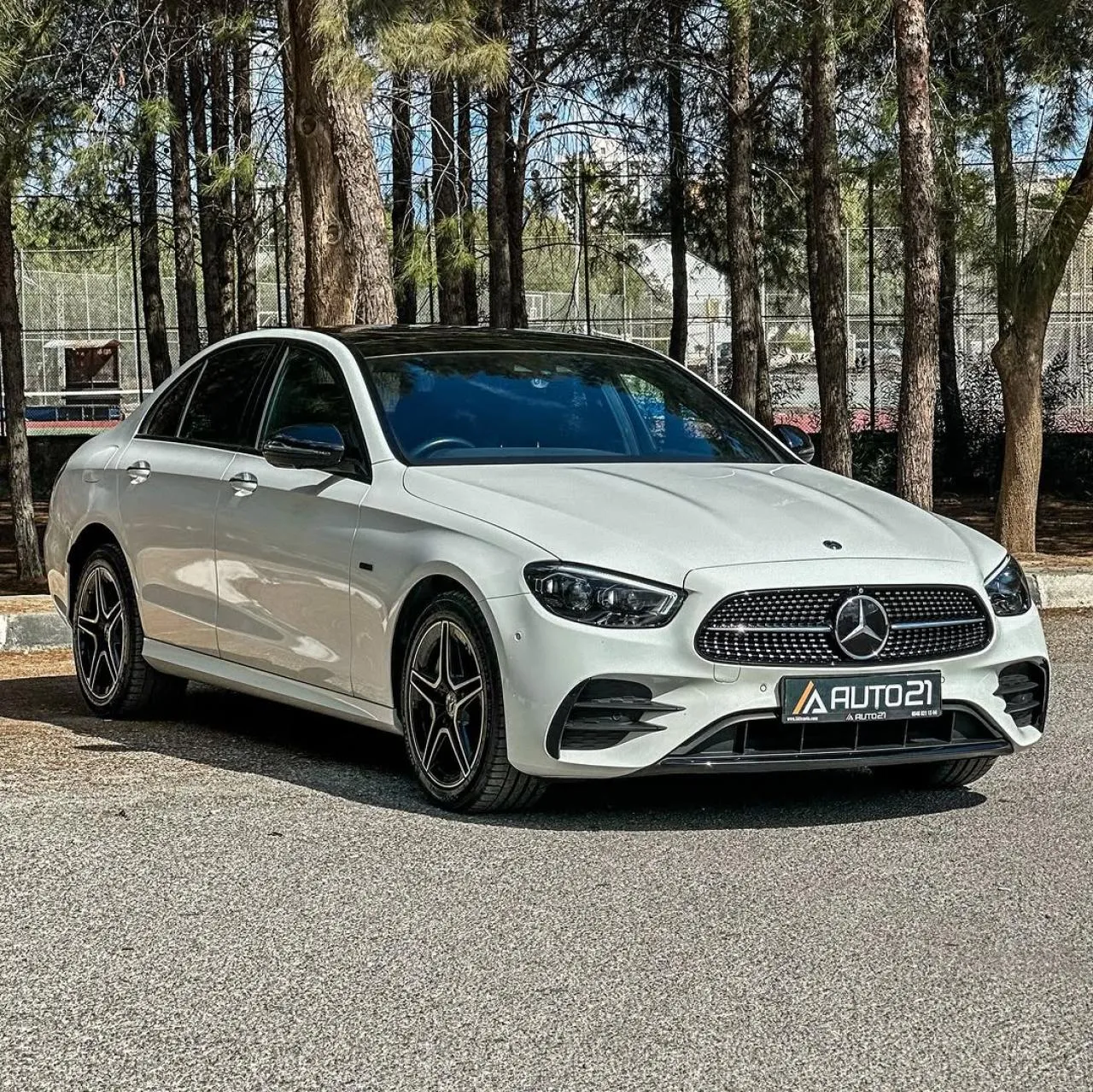 2021 Mercedes-Benz E Serisi E 300 Kıbrıs | KKTC İkinci El Satılık Araba - Thumbnail 3