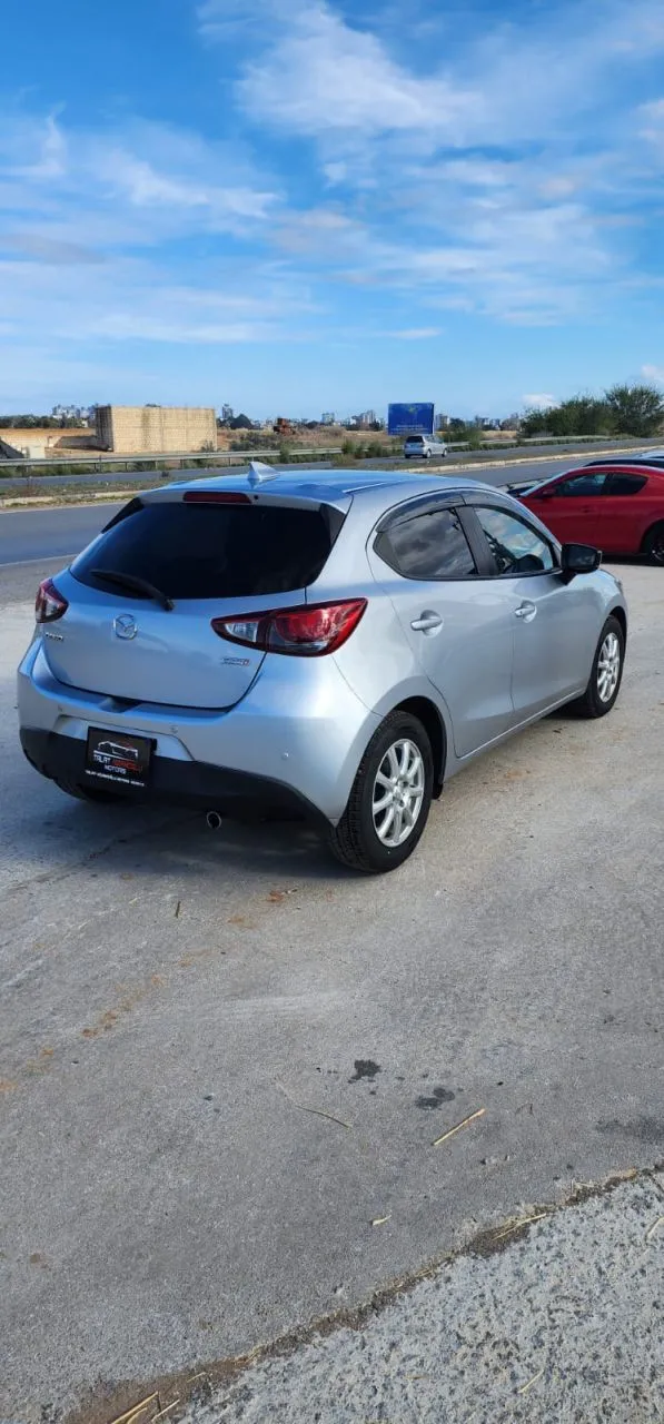 2019 Mazda Demio 1.5 16V Kıbrıs | KKTC İkinci El Satılık Araba - Thumbnail 5
