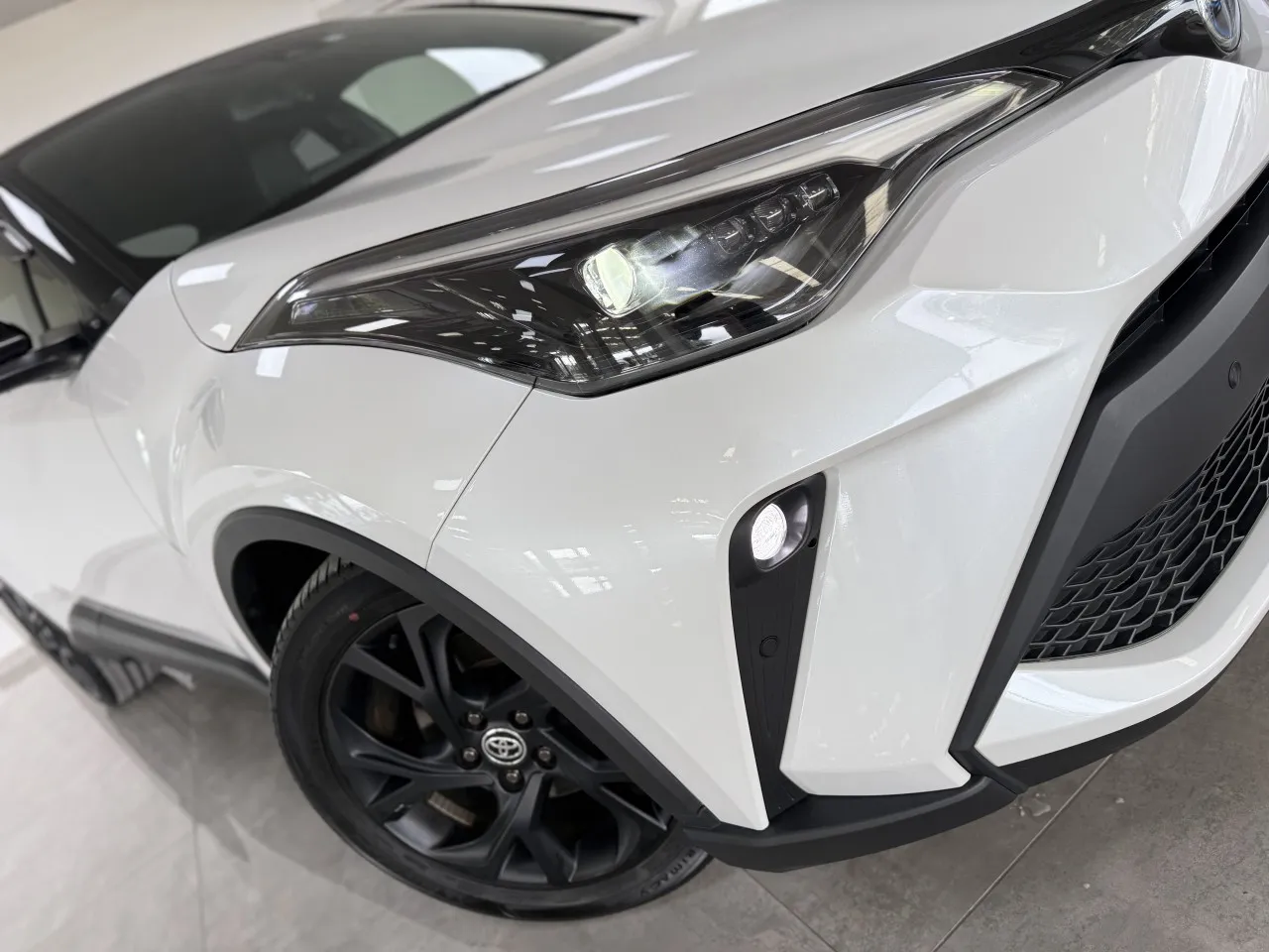 2023 Toyota C-HR 1.8 Hybrid Kıbrıs | KKTC İkinci El Satılık Araba - Thumbnail 5