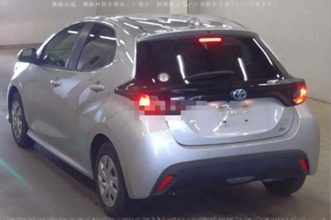 2022 Toyota Yaris 1.5 Hybrid Kıbrıs | KKTC İkinci El Satılık Araba - Thumbnail 3