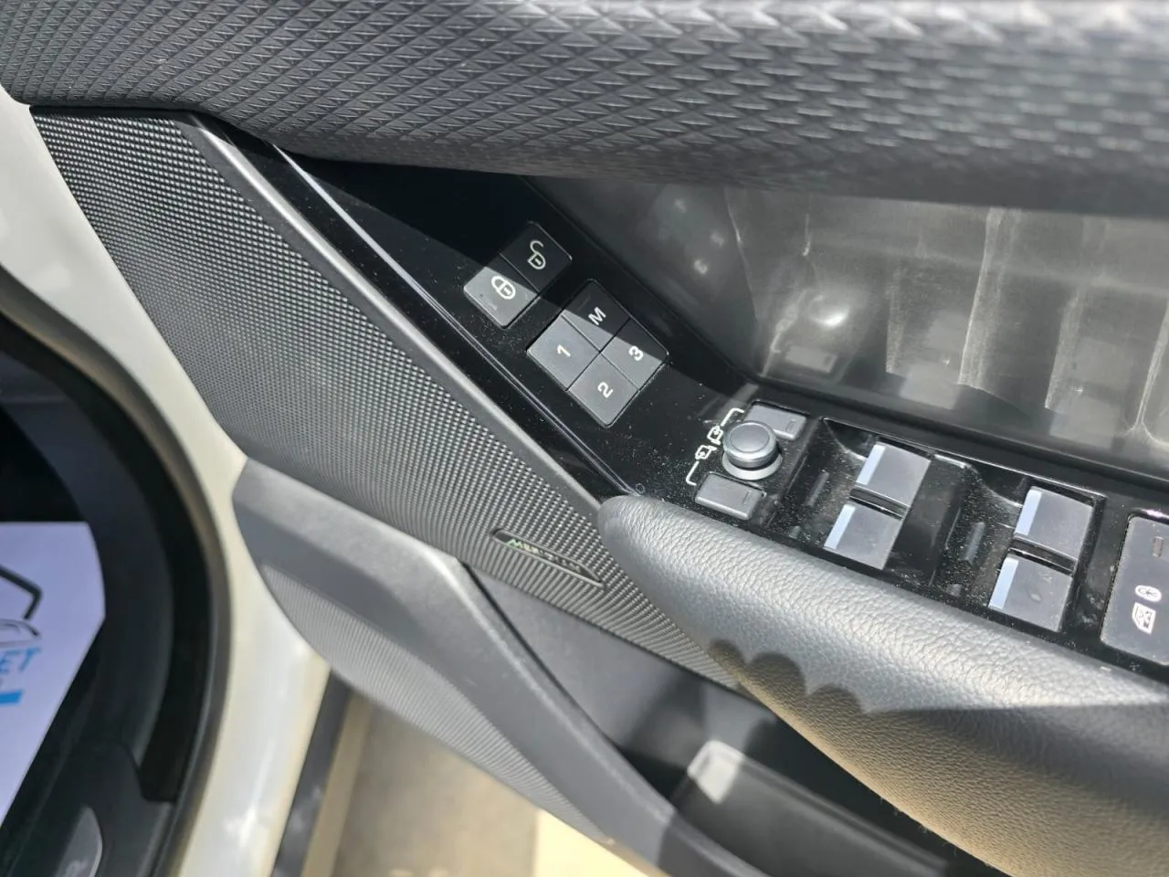 2019 Land Rover Range Rover Velar 2.0 TD4 Kıbrıs | KKTC İkinci El Satılık Araba - Thumbnail 8