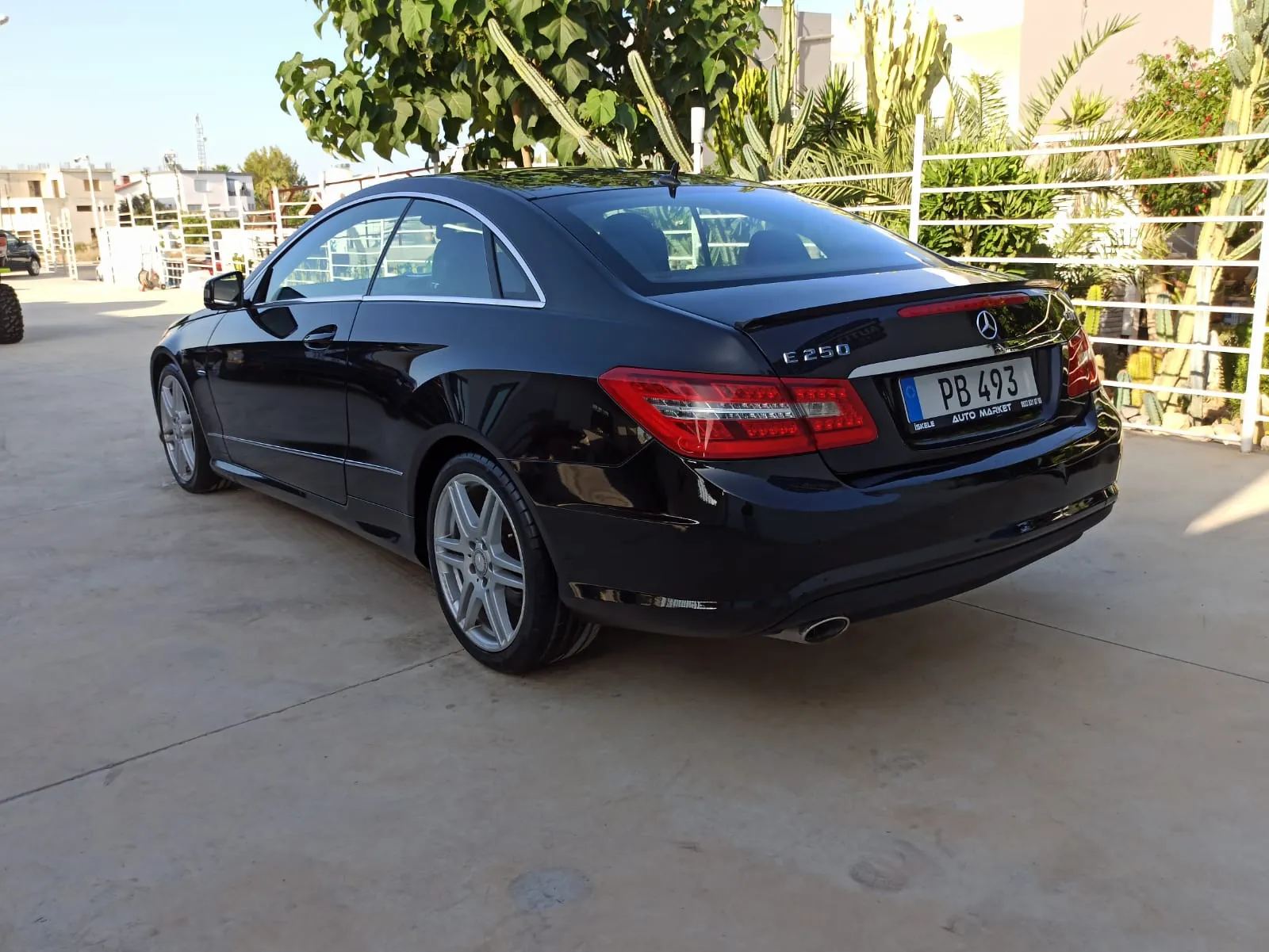 2012 Mercedes-Benz E Serisi E 250 Kıbrıs | KKTC İkinci El Satılık Araba - Thumbnail 5