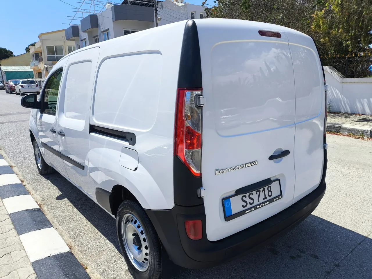 2016 Renault Kangoo Maxi  Kıbrıs | KKTC İkinci El Satılık Araba - Thumbnail 6
