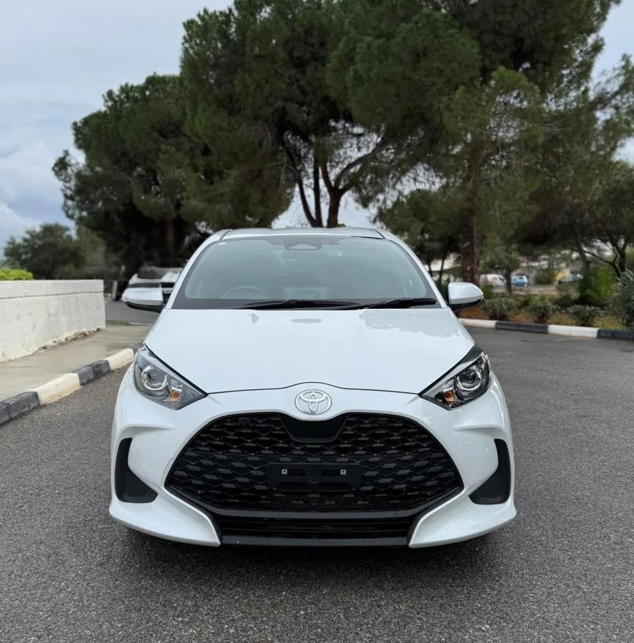 2024 Toyota Yaris 1.0 Kıbrıs | KKTC İkinci El Satılık Araba - Thumbnail 2