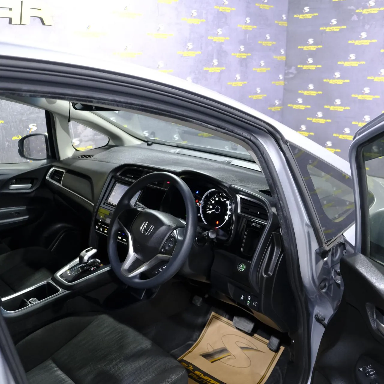 2022 Honda Shuttle 1.5 Hybrid Kıbrıs | KKTC İkinci El Satılık Araba - Thumbnail 5