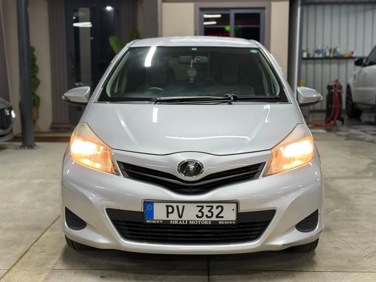2013 Toyota Vitz 1.3 Kıbrıs | KKTC İkinci El Satılık Araba - Thumbnail 2