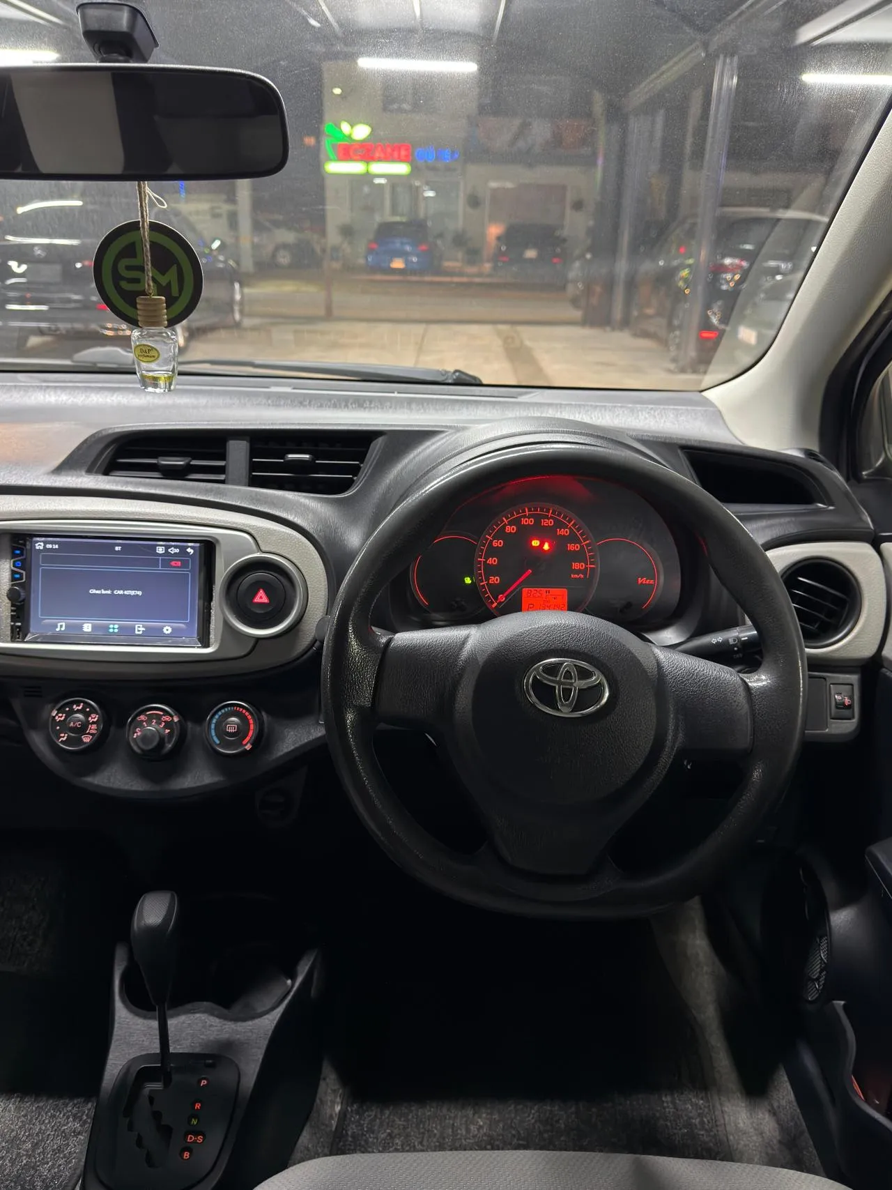 2013 Toyota Vitz 1.3 Kıbrıs | KKTC İkinci El Satılık Araba - Thumbnail 3