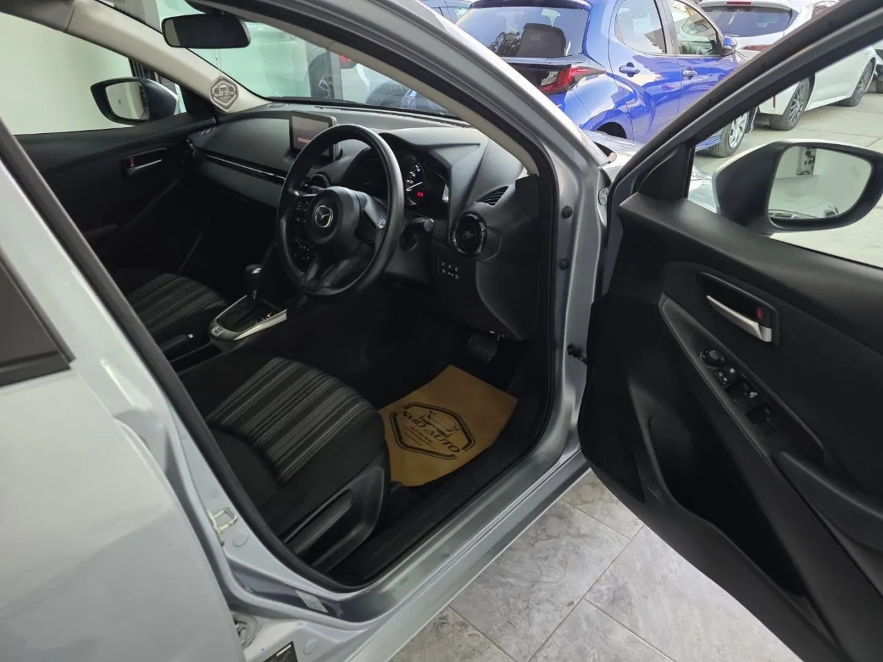 2021 Mazda 2 1.5 Sky-G Kıbrıs | KKTC İkinci El Satılık Araba - Thumbnail 6