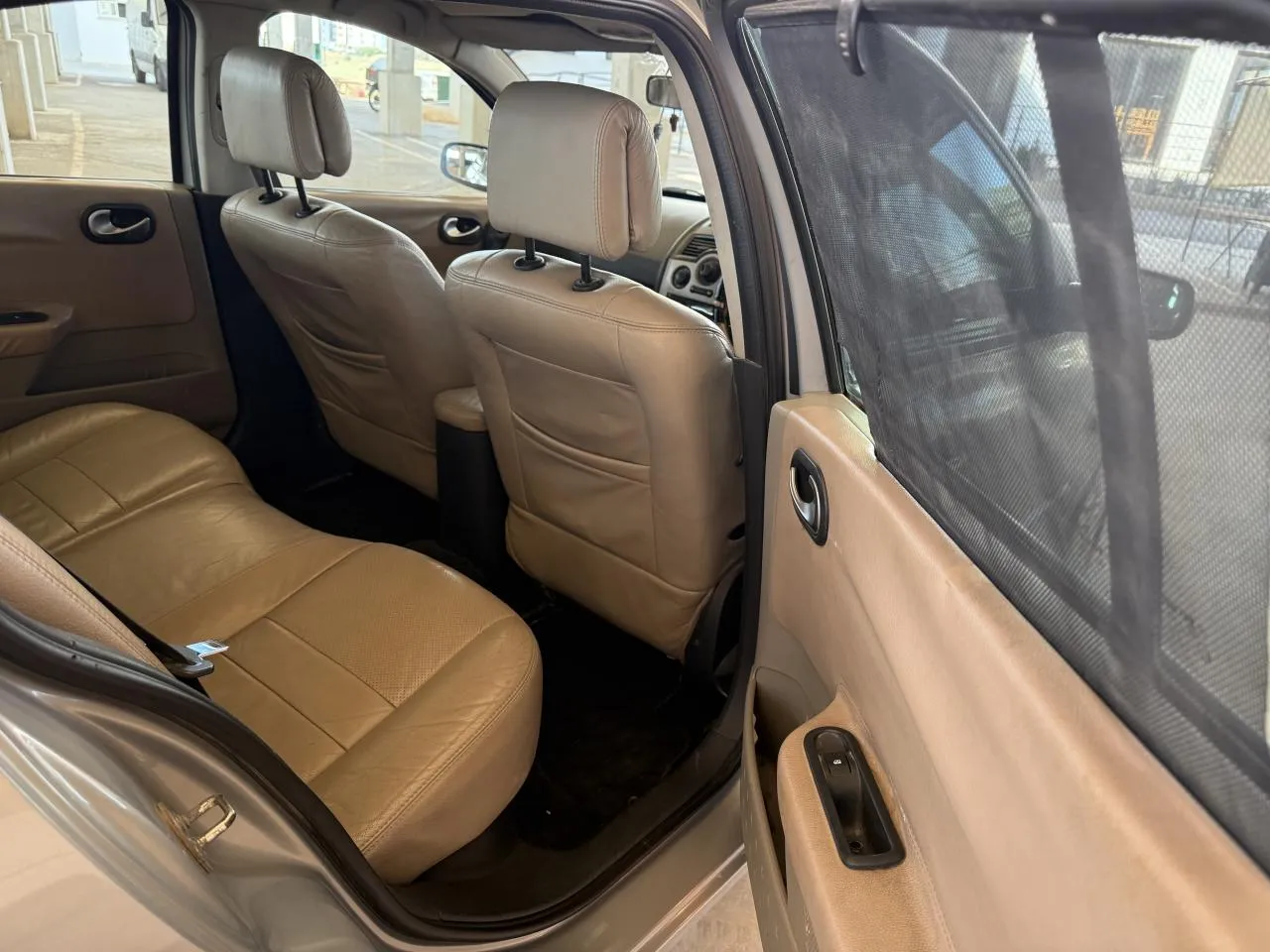 2004 Renault Megane 1.6 Kıbrıs | KKTC İkinci El Satılık Araba - Thumbnail 8
