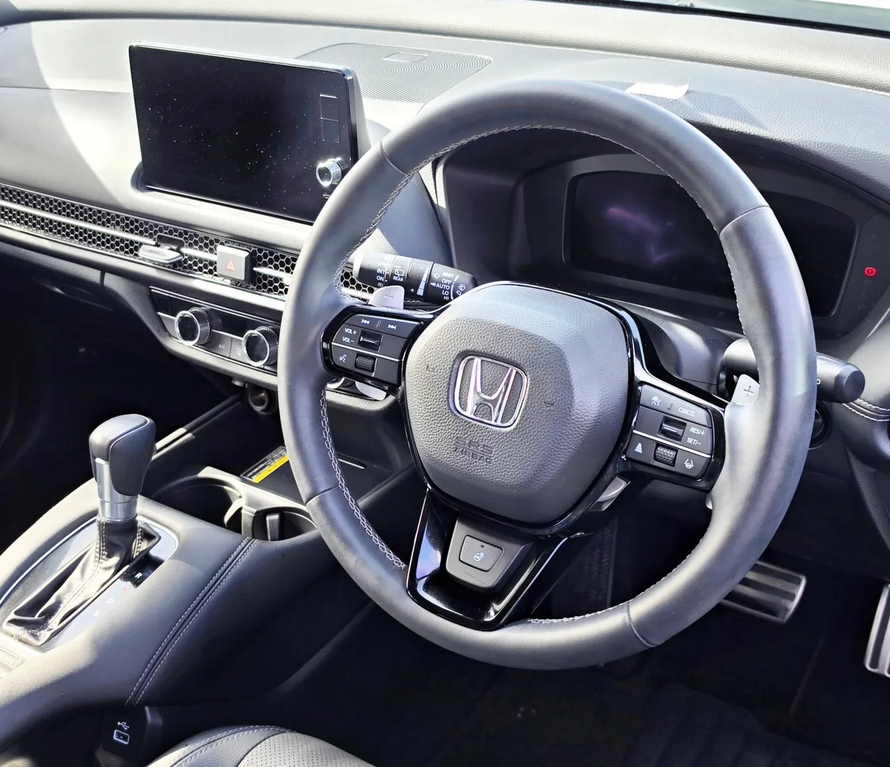 2023 Honda ZR-V 1.5 i-Vtec Kıbrıs | KKTC İkinci El Satılık Araba - Thumbnail 6